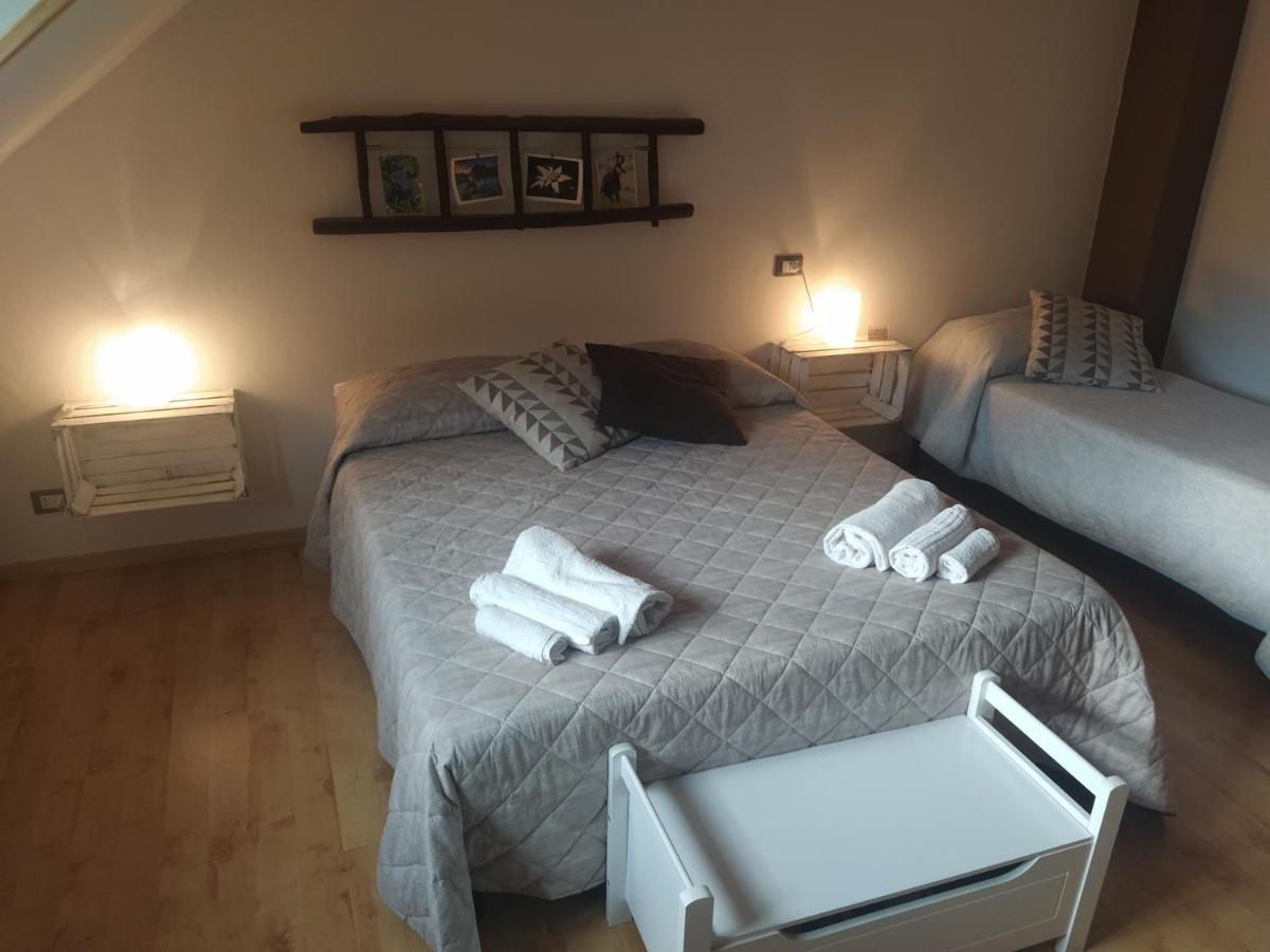 デモンテ La Rocca Bianca Bed & Breakfast エクステリア 写真