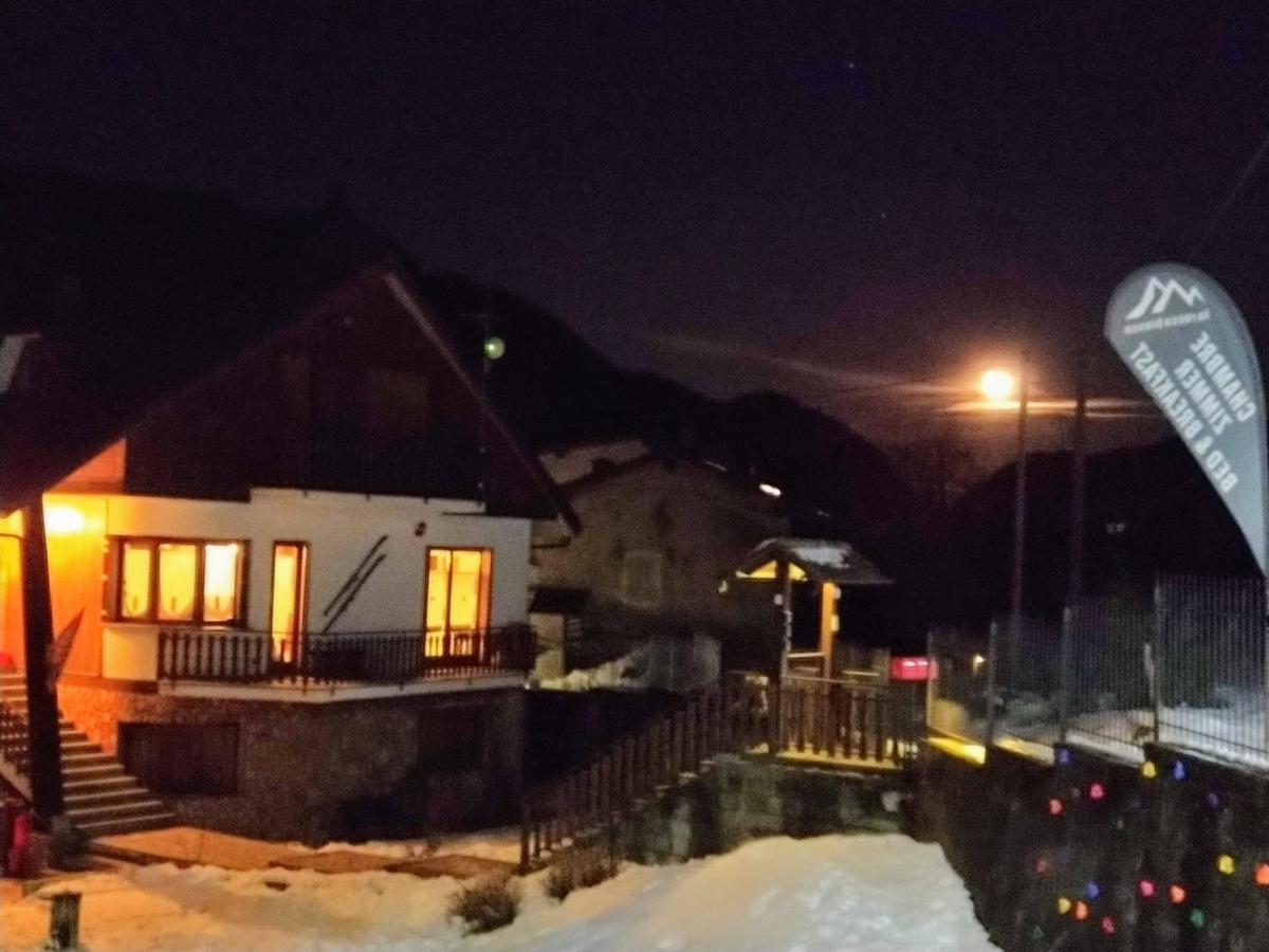 デモンテ La Rocca Bianca Bed & Breakfast エクステリア 写真